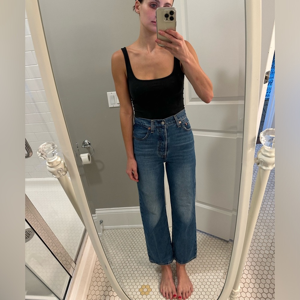 Ribcage Straight Ankle in Dance Around
LEVI'S